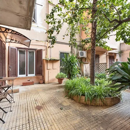 Pigneto 18 * Rome