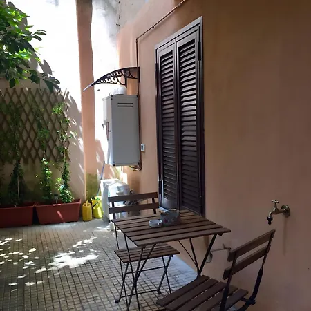 Apartment Pigneto 18 *