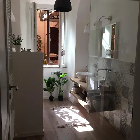 Apartment Pigneto 18 *